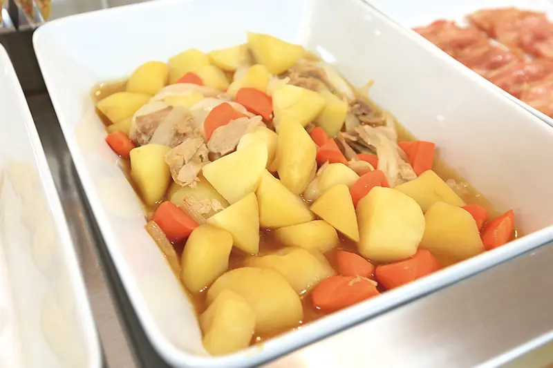 朝食バイキング